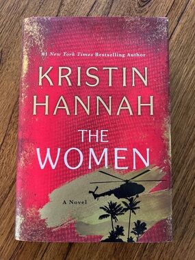 Kristin Hannah - The Women (Red & Gold Cover)